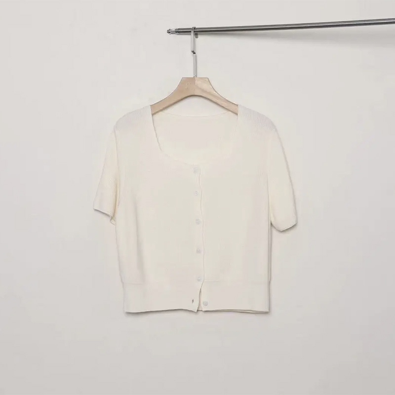 Plus Size Women's Summer Short Sleeve Ice Silk Knitted Top - Flattering Square Neck French Style Blouse for Curvy Figures Plus Size Women's Summer Short Sleeve Ice Silk Knitted Top - Flattering Square Neck French Style Blouse for Curvy Figures