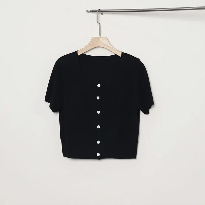 Plus Size Women's Summer Short Sleeve Ice Silk Knitted Top - Flattering Square Neck French Style Blouse for Curvy Figures Plus Size Women's Summer Short Sleeve Ice Silk Knitted Top - Flattering Square Neck French Style Blouse for Curvy Figures