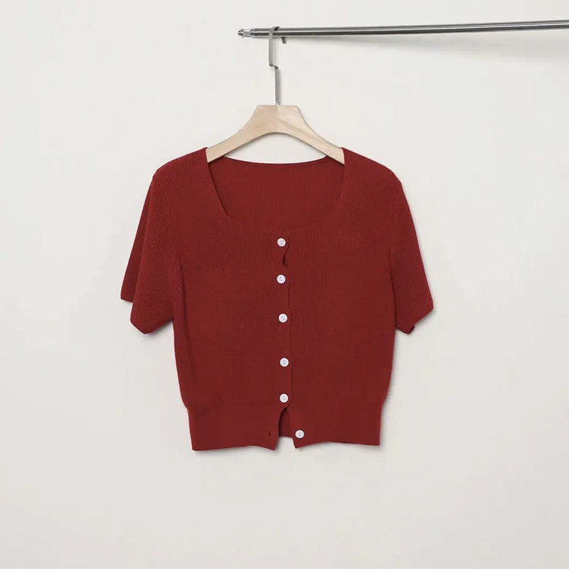 Plus Size Women's Summer Short Sleeve Ice Silk Knitted Top - Flattering Square Neck French Style Blouse for Curvy Figures Plus Size Women's Summer Short Sleeve Ice Silk Knitted Top - Flattering Square Neck French Style Blouse for Curvy Figures