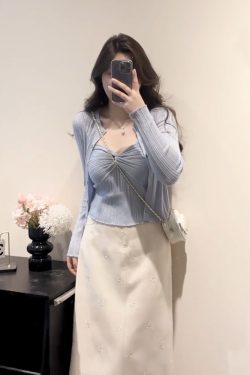 Plus Size Women's Vintage Knitted Vest Top and Slim-Fit Long Sleeve Cardigan Set for Spring and Autumn Fashion