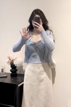 Plus Size Women's Vintage Knitted Vest Top and Slim-Fit Long Sleeve Cardigan Set for Spring and Autumn Fashion