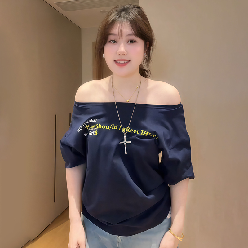 Plus-Size Women's Vintage Off-Shoulder Short Sleeve T-Shirt, Loose-Fitting Summer Top for Curvy Figures, Chic and Slimming Style Plus-Size Women's Vintage Off-Shoulder Short Sleeve T-Shirt, Loose-Fitting Summer Top for Curvy Figures, Chic and Slimming Style