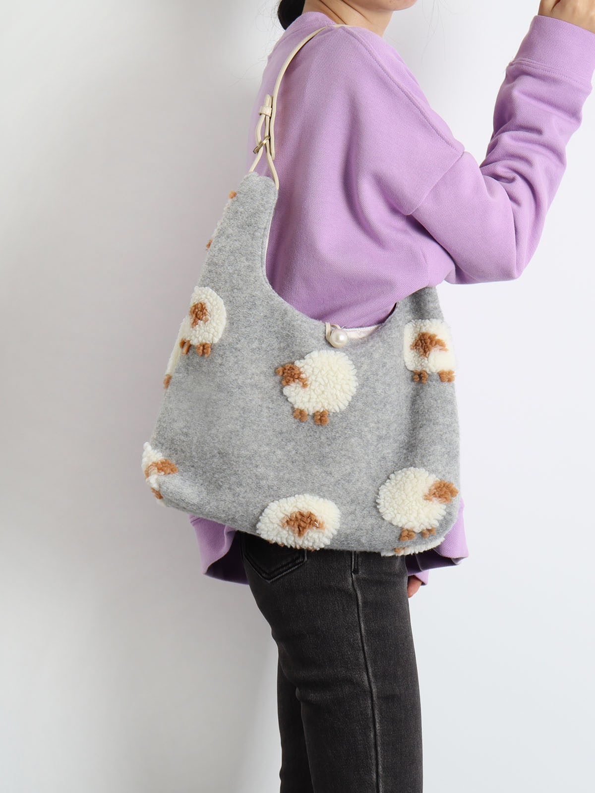 Plush Gray Lamb Tote Bag for Women, Soft and Cute Large Capacity Design, Trendy Niche Style Plush Gray Lamb Tote Bag for Women, Soft and Cute Large Capacity Design, Trendy Niche Style