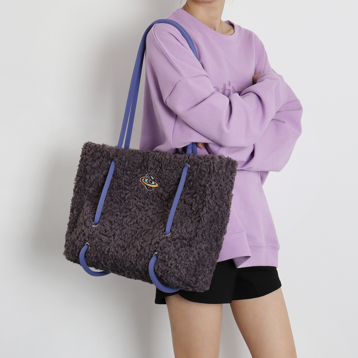 Plush Tote Bag for Women - 2023 Autumn Winter Minimalist Niche Design, Large Capacity High-End Feel Handbag Plush Tote Bag for Women - 2023 Autumn Winter Minimalist Niche Design, Large Capacity High-End Feel Handbag