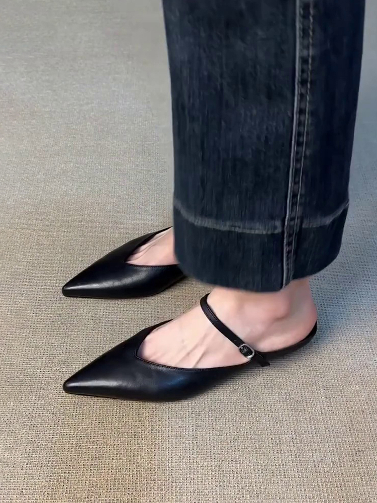 Pointed Thick-Soled Closed-Toe Half Slippers in Sheepskin - French Retro One-Strap Shallow Mouth Mules for Stylish Comfort Pointed Thick-Soled Closed-Toe Half Slippers in Sheepskin - French Retro One-Strap Shallow Mouth Mules for Stylish Comfort