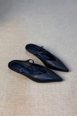 Pointed Thick-Soled Closed-Toe Half Slippers in Sheepskin - French Retro One-Strap Shallow Mouth Mules for Stylish Comfort