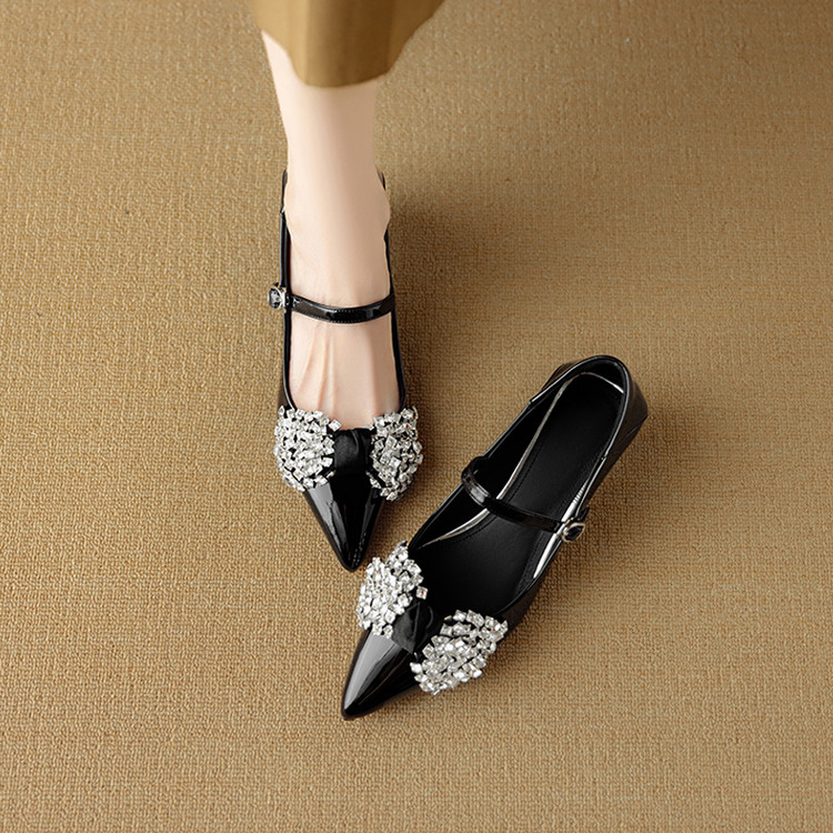 Pointed Toe French Rhinestone Bow Flat Shoes for Women - Italian Style Dimpled Design, Shallow Mouth, Chic Footwear Pointed Toe French Rhinestone Bow Flat Shoes for Women - Italian Style Dimpled Design, Shallow Mouth, Chic Footwear