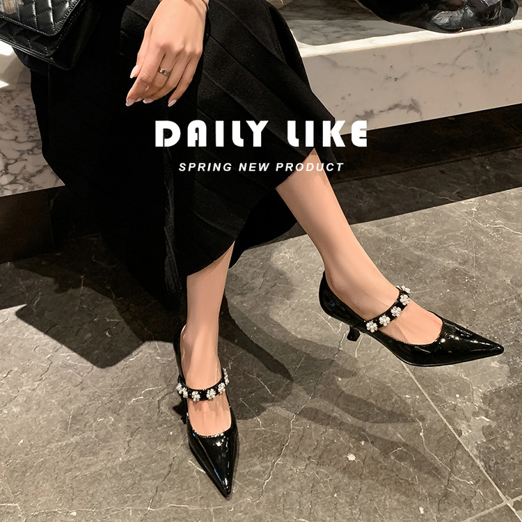 Pointed Toe Rhinestone Strap High Heels - Women's Fashionable Genuine Leather Mary Jane Shoes in Italian Style Pointed Toe Rhinestone Strap High Heels - Women's Fashionable Genuine Leather Mary Jane Shoes in Italian Style