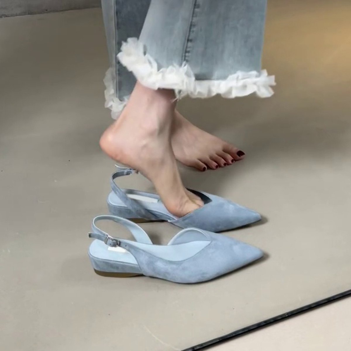 Pointed Toe Sheepskin Wedge Heeled Sandals for Women, French Minimalist Back Strap Evening Shoes, Chic Commuting Flats Pointed Toe Sheepskin Wedge Heeled Sandals for Women, French Minimalist Back Strap Evening Shoes, Chic Commuting Flats