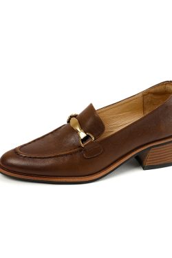 Pointed Toe Small Leather Shoes for Women with Retro Metal Buckle - Italian Style Footwear for Spring and Autumn 2025