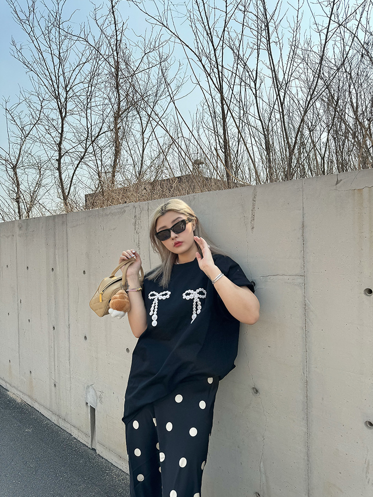 Polka Dot Black and White Color-Blocking Slim-Fit Women's Skirt - Versatile Spring and Summer Style, 2024 Niche Design, Y2K Fashion Polka Dot Black and White Color-Blocking Slim-Fit Women's Skirt - Versatile Spring and Summer Style, 2024 Niche Design, Y2K Fashion