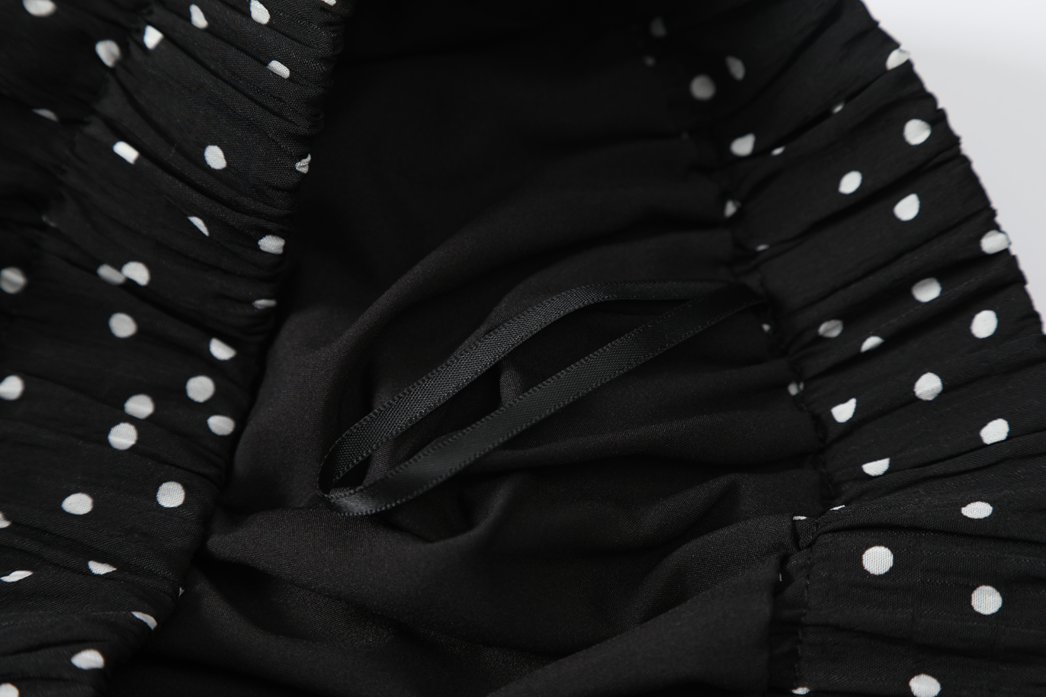 Polka Dot High-Waisted A-Line Long Skirt in Black - Flowy Summer Fashion, Y2K Style, Versatile for Any Occasion Polka Dot High-Waisted A-Line Long Skirt in Black - Flowy Summer Fashion, Y2K Style, Versatile for Any Occasion