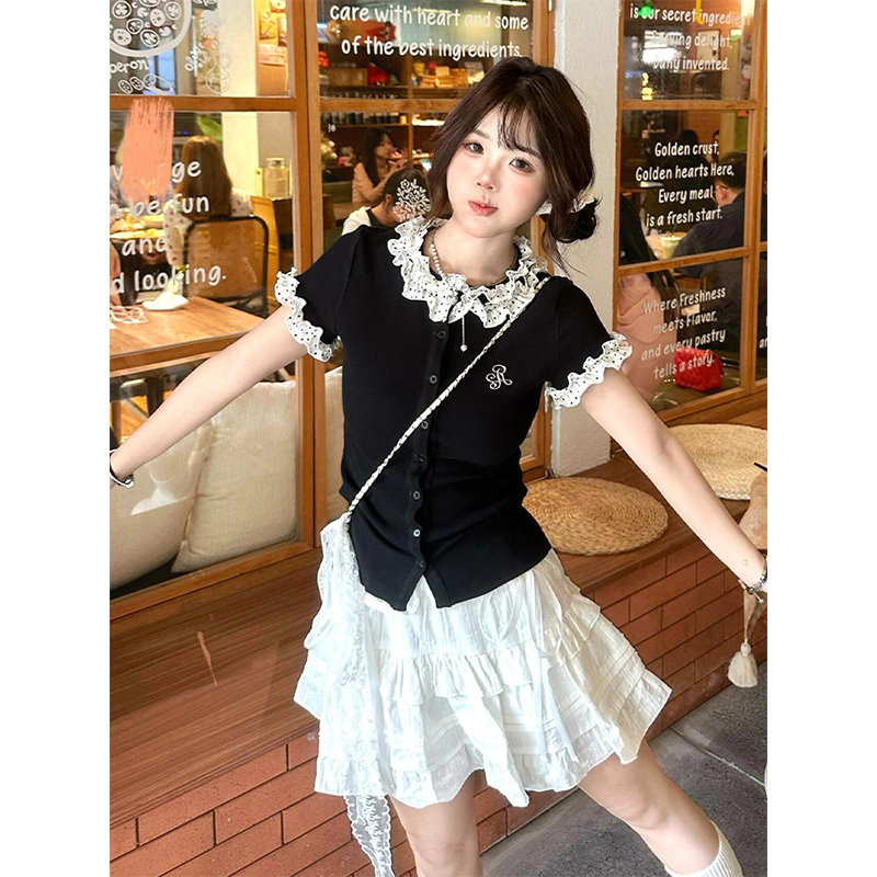 Polka Dot Spliced Black Knitted Short Sleeve Women's Summer Top - Fitted Slim College Style Polka Dot Spliced Black Knitted Short Sleeve Women's Summer Top - Fitted Slim College Style