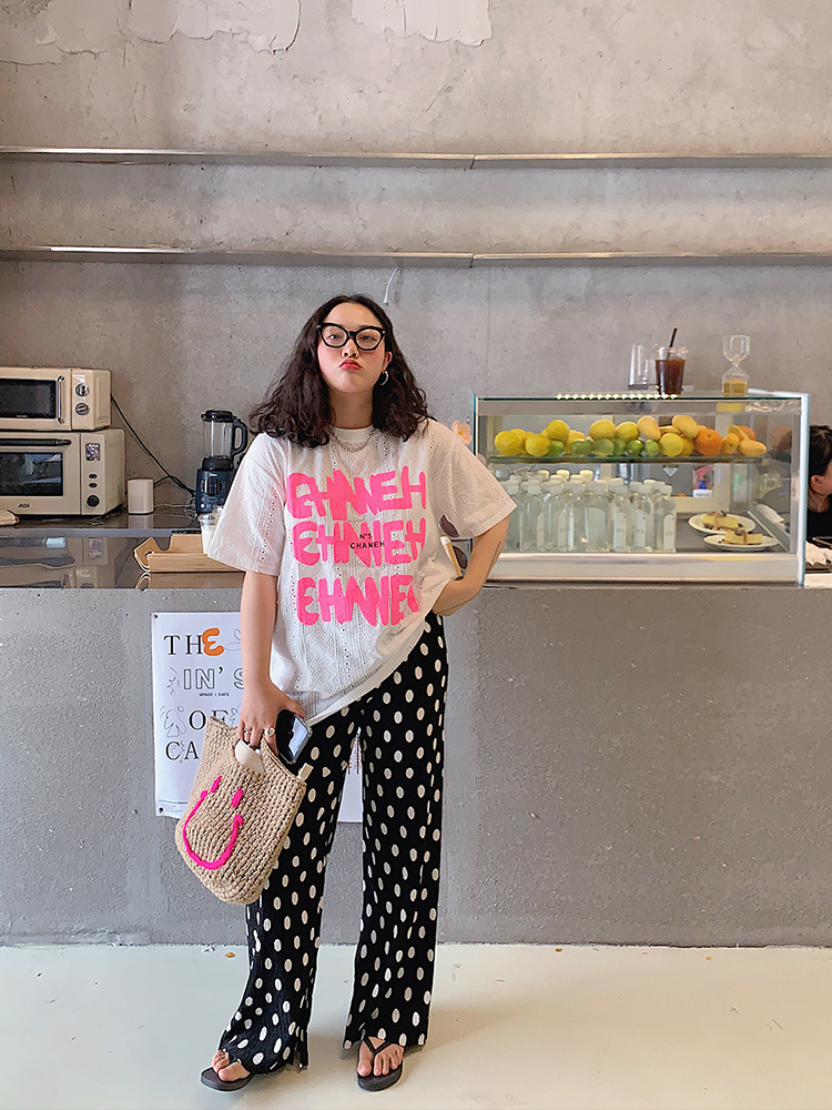 Polka Dot Wide-Leg Pants for Women, High-Waisted Summer Trousers, Loose Fit Casual Split Design, Trendy Fashion for Stylish Looks Polka Dot Wide-Leg Pants for Women, High-Waisted Summer Trousers, Loose Fit Casual Split Design, Trendy Fashion for Stylish Looks