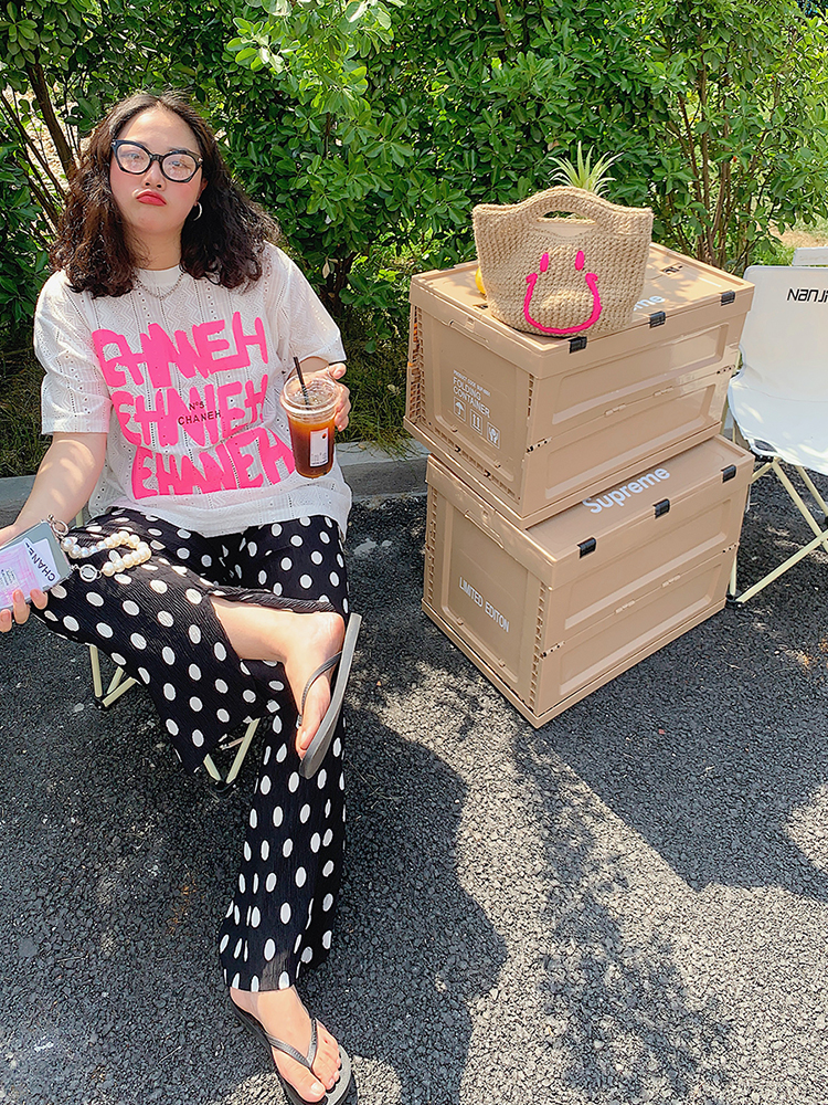 Polka Dot Wide-Leg Pants for Women, High-Waisted Summer Trousers, Loose Fit Casual Split Design, Trendy Fashion for Stylish Looks Polka Dot Wide-Leg Pants for Women, High-Waisted Summer Trousers, Loose Fit Casual Split Design, Trendy Fashion for Stylish Looks