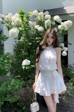 Pure White Magnolia Halter Neck Dress - Summer Waist-Defined French Sleeveless Short Dress for Effortless Chic Style