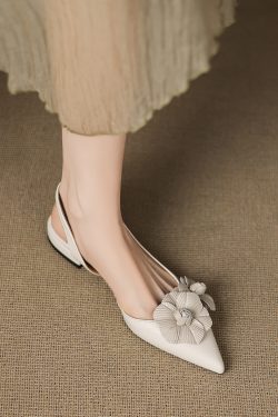 Purple Rose Genuine Leather Pointed Flower Sandals for Women, Summer Low-Heeled Closed-Toe Footwear, Versatile Floral Design