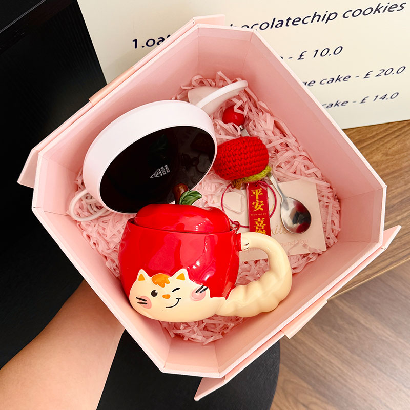 Quirky Apple Cat Ceramic Mug with Lid - Cute Fun Water Cup for Girls, Perfect Birthday Gift Idea Quirky Apple Cat Ceramic Mug with Lid - Cute Fun Water Cup for Girls, Perfect Birthday Gift Idea