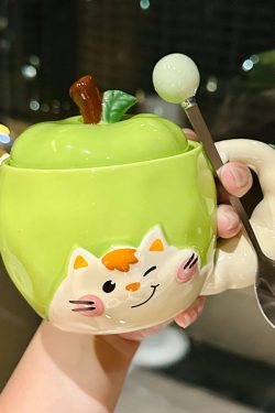 Quirky Apple Cat Ceramic Mug with Lid - Cute Fun Water Cup for Girls, Perfect Birthday Gift Idea