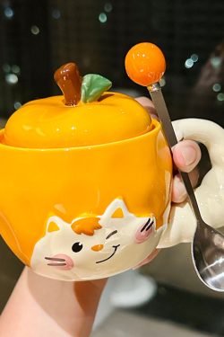 Quirky Apple Cat Ceramic Mug with Lid - Cute Fun Water Cup for Girls, Perfect Birthday Gift Idea