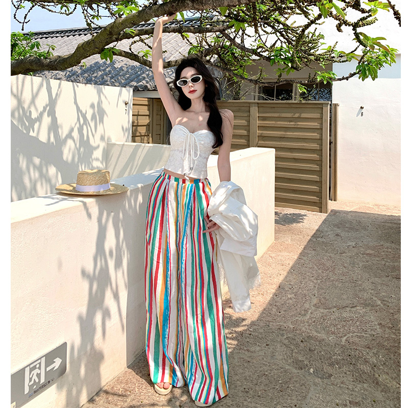 Rainbow Striped Wide-Leg Pants for Beach Vacation – Floor-Length Linen Pants with Sun Protection Cardigan in Lazy Style Rainbow Striped Wide-Leg Pants for Beach Vacation – Floor-Length Linen Pants with Sun Protection Cardigan in Lazy Style