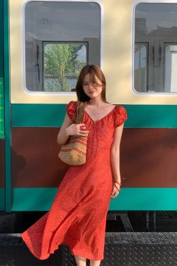 Red Floral Dress for Women, Loose Puff Sleeve Long Dress with French V-neck, Summer Flowers Design, Vintage Style, Perfect for Summer Outings