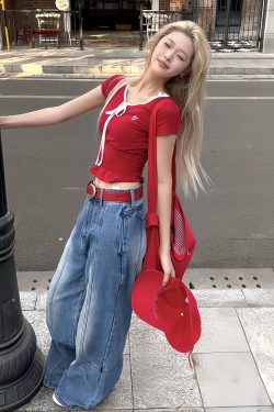 Red Lace V-Neck Short Sleeve Slim Fit Cropped T-Shirt for Summer - Unique Design for Spicy Girl Style