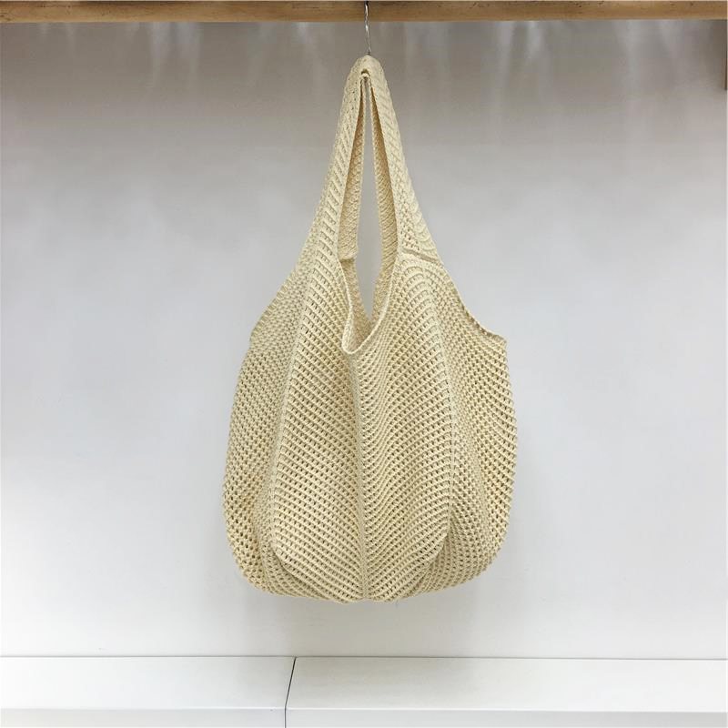 Red Large Hollow Woven Shoulder Bag - Casual Lazy Style, Handmade Korean Version 2025 Red Large Hollow Woven Shoulder Bag - Casual Lazy Style, Handmade Korean Version 2025