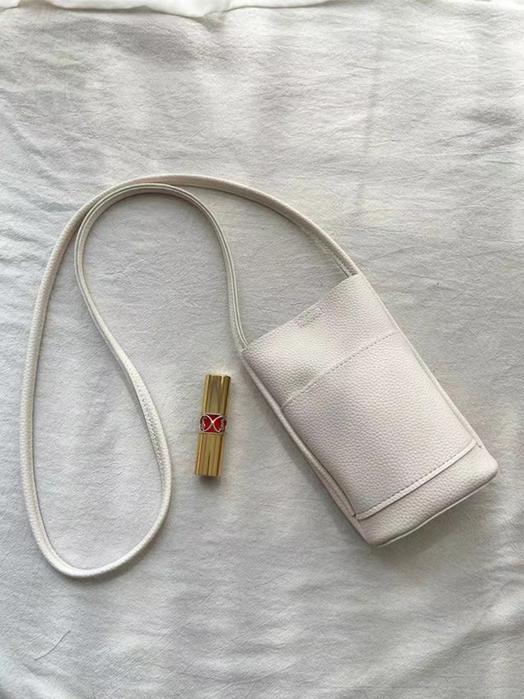 Red Mini Crossbody Handbag for Women - 2024 Korean Casual Phone Bag, Minimalist Fashion, Trendy Ins Style Red Mini Crossbody Handbag for Women - 2024 Korean Casual Phone Bag, Minimalist Fashion, Trendy Ins Style