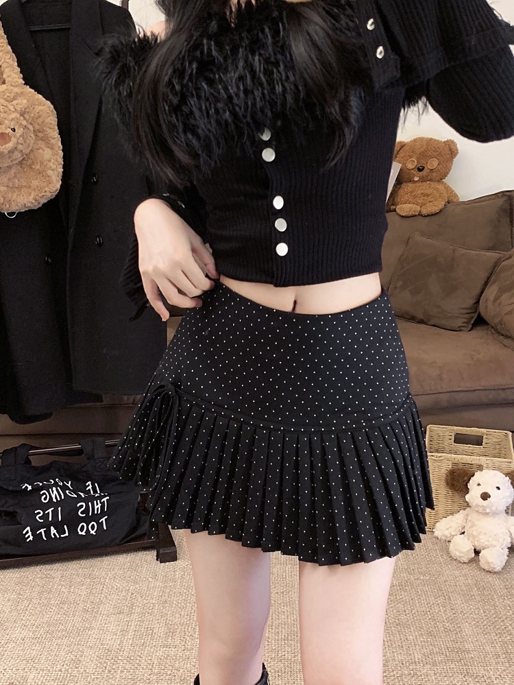 Red Polka Dot Pleated High-Waisted A-Line Skirt for Women - Spring Summer Fashion for Petite Figures Red Polka Dot Pleated High-Waisted A-Line Skirt for Women - Spring Summer Fashion for Petite Figures