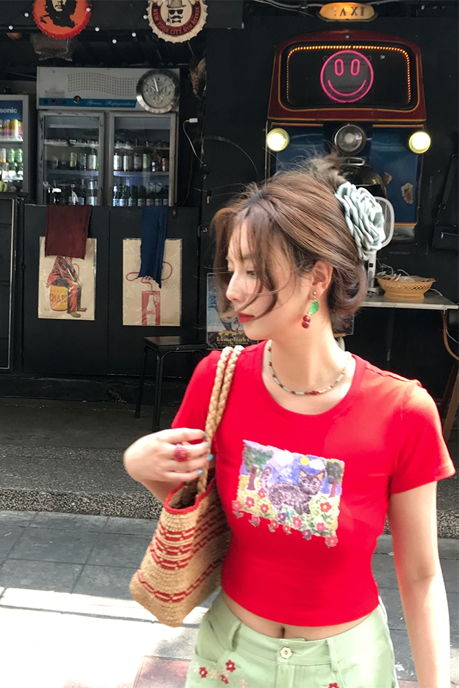 Red Printed Short Sleeve T-Shirt for Women - Vintage Summer Slim Fit Round Neck Top - Y2K Fashion Style Red Printed Short Sleeve T-Shirt for Women - Vintage Summer Slim Fit Round Neck Top - Y2K Fashion Style