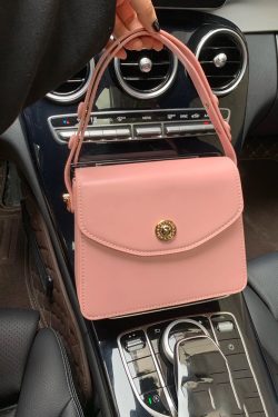 Red Retro-Style Small Square Handbag 2023, High-End Women's Crossbody Bag, Chic Shoulder Bag for Brides and Fashion Lovers