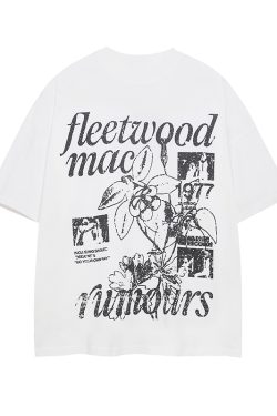 Red Short-Sleeve T-Shirt for Women with Retro Letter Print, Loose Fit College Style, Casual 90s Inspired Top