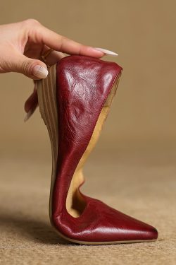 Red V-Shaped Slim-Fit Handmade Genuine Leather Slip-On Boat Shoes for Women - Stylish Artistic Design, Perfect for Chic Casual Looks