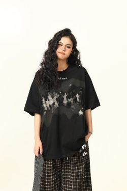 Retro Alien Print Short-Sleeve T-Shirt for Men and Women, Loose Fit Summer Top, Vintage 90s Style, Unisex Fashion Tee