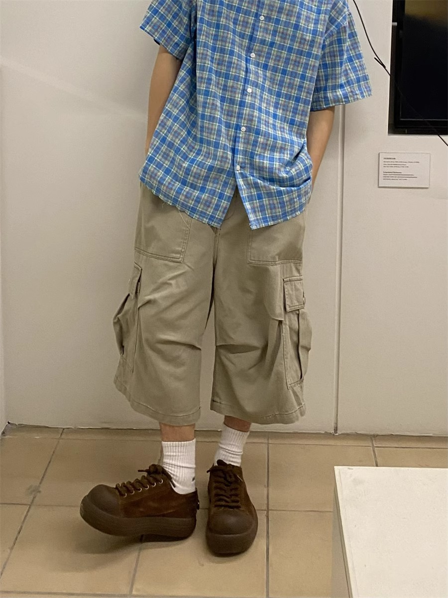 Retro American-Style Loose Wide-Leg Cargo Pants with Large Pockets for Men and Women - Summer Casual Functional Shorts Retro American-Style Loose Wide-Leg Cargo Pants with Large Pockets for Men and Women - Summer Casual Functional Shorts