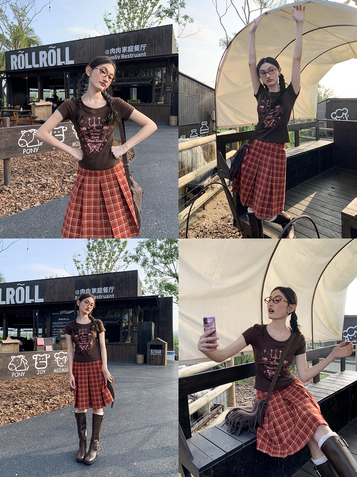 Retro Angel Print Slim Fit Short Sleeve T-Shirt for Women - Summer 2025 Style, Casual, Y2K, Trendy Top Retro Angel Print Slim Fit Short Sleeve T-Shirt for Women - Summer 2025 Style, Casual, Y2K, Trendy Top