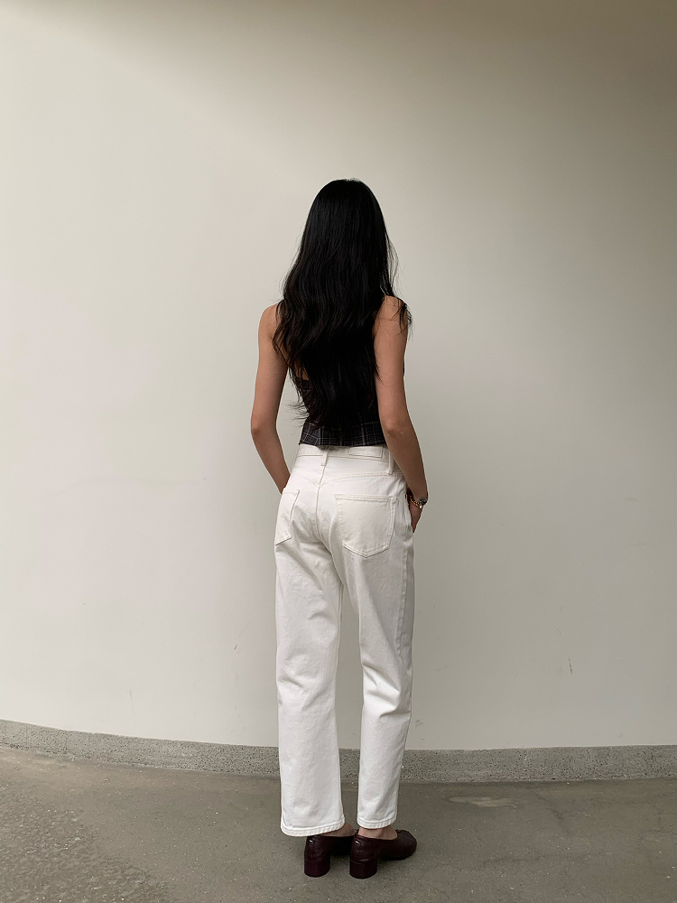 Retro Ankle-Length White Cow Print Capsule Pants - Mid-Low Waist Small Straight Fit, Hip-Enhancing Style, Soap-Scented Design Retro Ankle-Length White Cow Print Capsule Pants - Mid-Low Waist Small Straight Fit, Hip-Enhancing Style, Soap-Scented Design