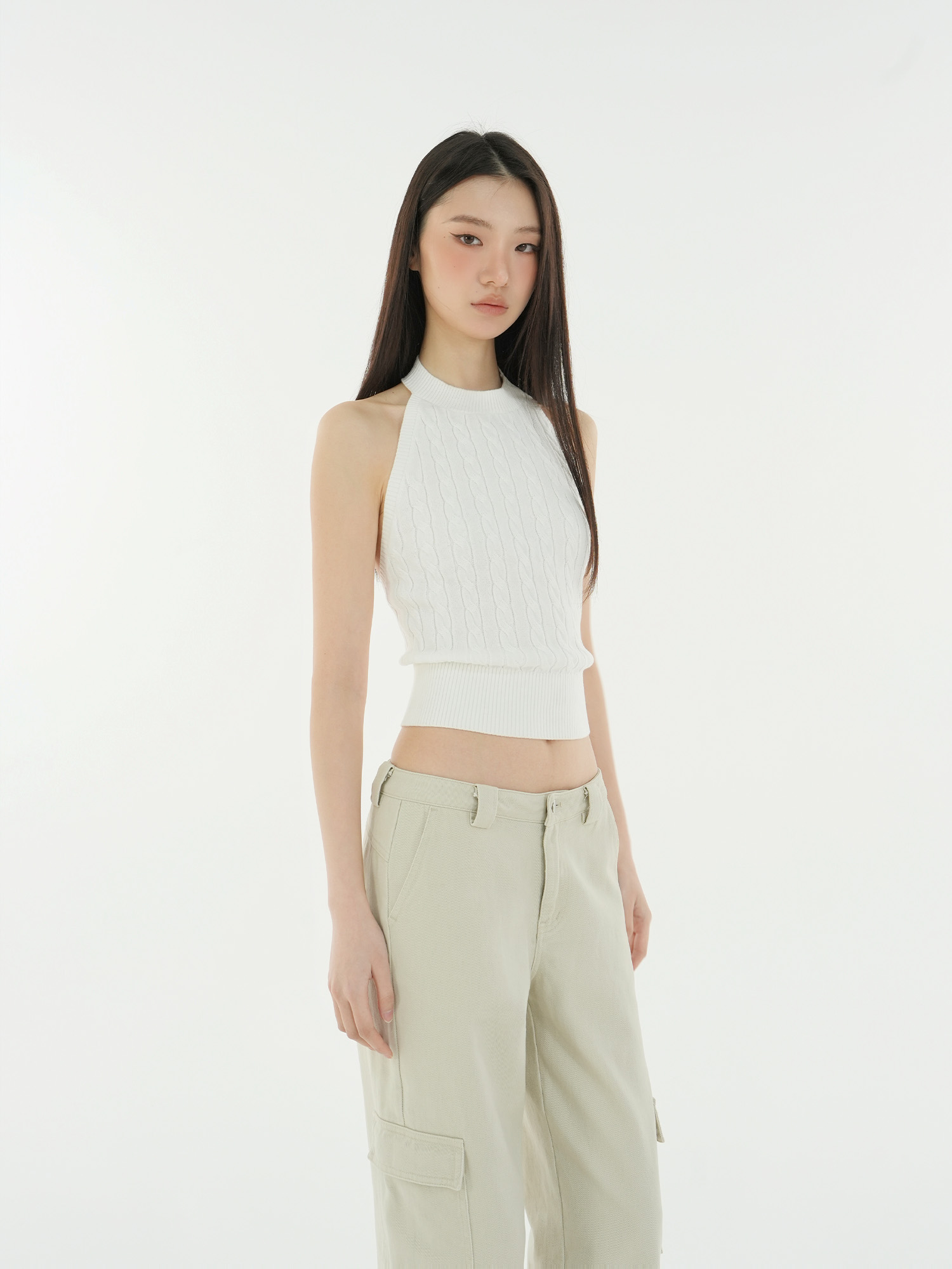 Retro Backless Twisted Knit Cropped Halter Top - Y2K Style, Perfect for Summer Outings and Festivals Retro Backless Twisted Knit Cropped Halter Top - Y2K Style, Perfect for Summer Outings and Festivals