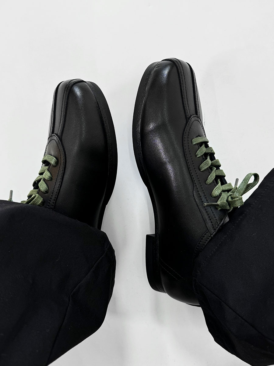 Retro Black Derby Shoes for Men - Soft-Soled Leather Flats, Casual British Style Commuting Footwear, Perfect for Everyday Wear Retro Black Derby Shoes for Men - Soft-Soled Leather Flats, Casual British Style Commuting Footwear, Perfect for Everyday Wear