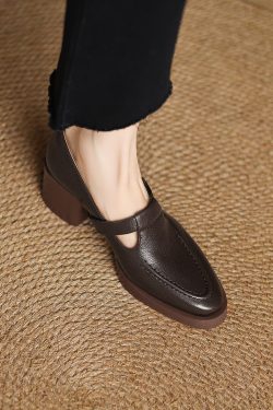 Retro British Style Thick-Soled Mary Jane Loafers for Women - Versatile Casual Leather Shoes with Italian Flair