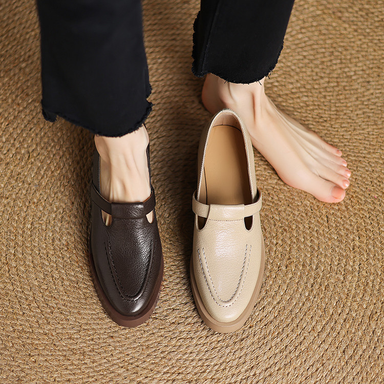 Retro British Style Thick-Soled Mary Jane Loafers for Women - Versatile Casual Leather Shoes with Italian Flair Retro British Style Thick-Soled Mary Jane Loafers for Women - Versatile Casual Leather Shoes with Italian Flair