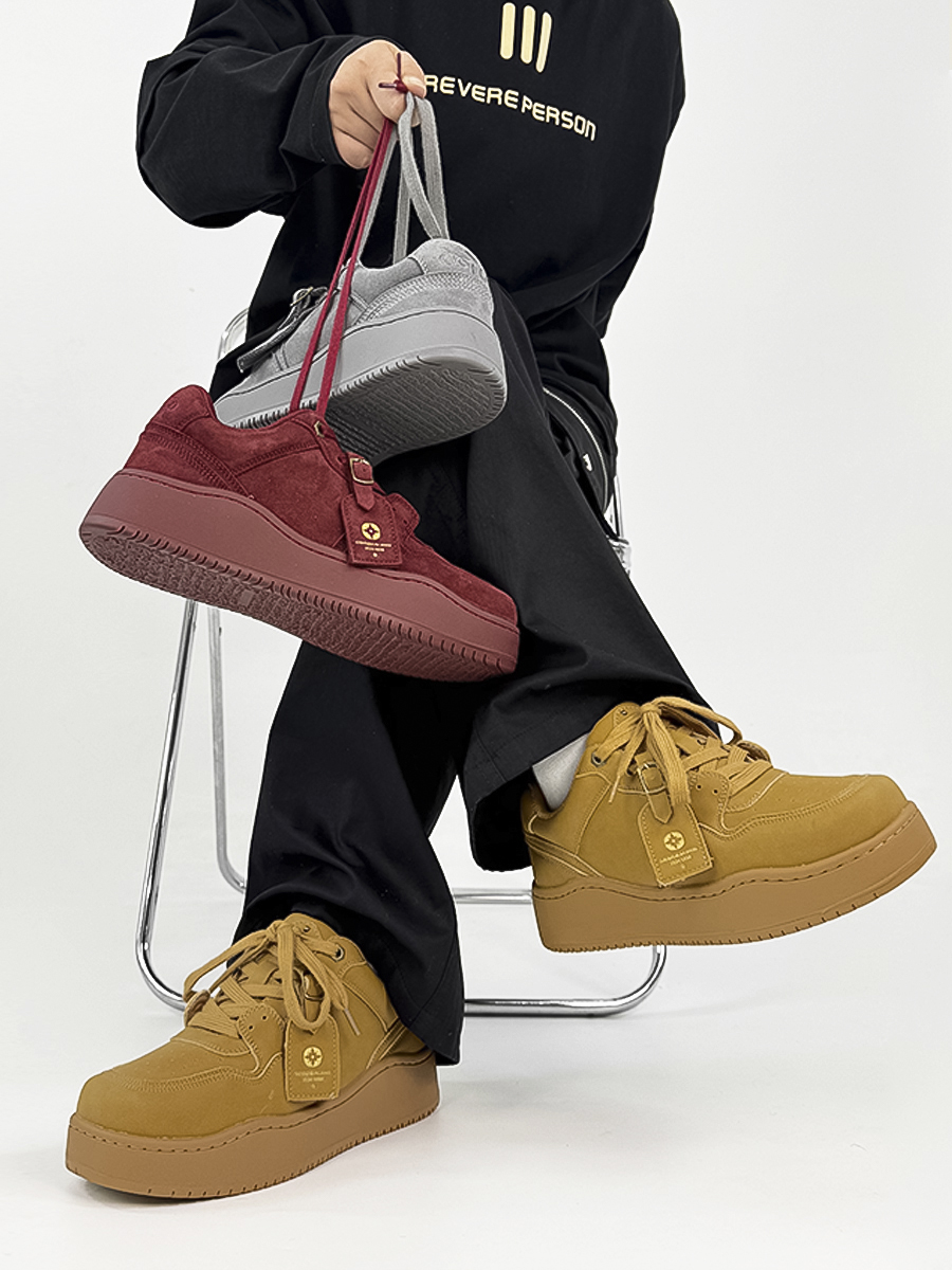 Retro Brown Board Shoes for Men and Women, Thick-Soled Height-Increasing Wheat Casual Sneakers, American-Style Sporty Footwear Retro Brown Board Shoes for Men and Women, Thick-Soled Height-Increasing Wheat Casual Sneakers, American-Style Sporty Footwear