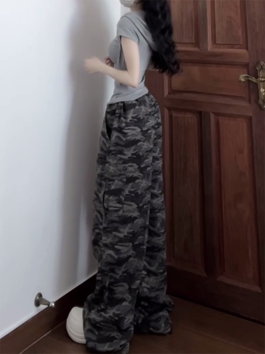 Retro Camouflage Wide-Leg Work Pants for Women - Loose-Fitting Slimming Hip-Hop Casual Floor-Length Trousers Retro Camouflage Wide-Leg Work Pants for Women - Loose-Fitting Slimming Hip-Hop Casual Floor-Length Trousers