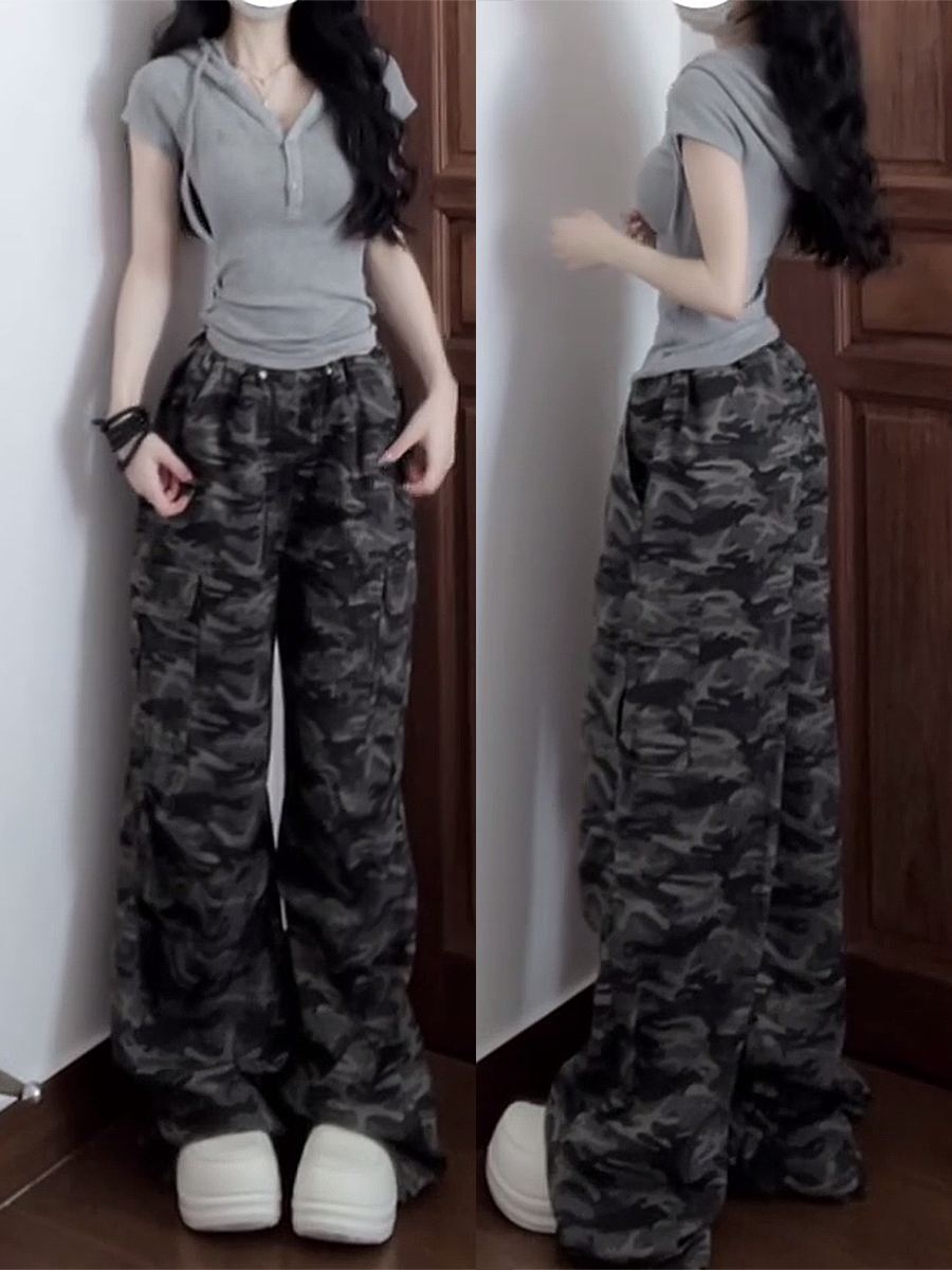 Retro Camouflage Wide-Leg Work Pants for Women - Loose-Fitting Slimming Hip-Hop Casual Floor-Length Trousers Retro Camouflage Wide-Leg Work Pants for Women - Loose-Fitting Slimming Hip-Hop Casual Floor-Length Trousers