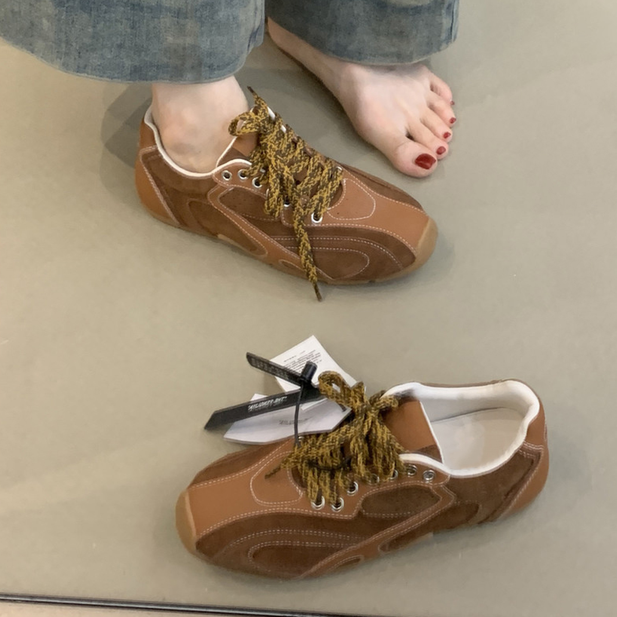 Retro Casual Color-Blocking Lace-Up Cowhide Training Shoes for Women - Flat Sports Footwear for Outdoor Running Retro Casual Color-Blocking Lace-Up Cowhide Training Shoes for Women - Flat Sports Footwear for Outdoor Running