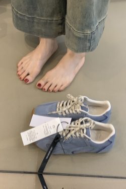 Retro Casual Color-Blocking Lace-Up Cowhide Training Shoes for Women - Flat Sports Footwear for Outdoor Running