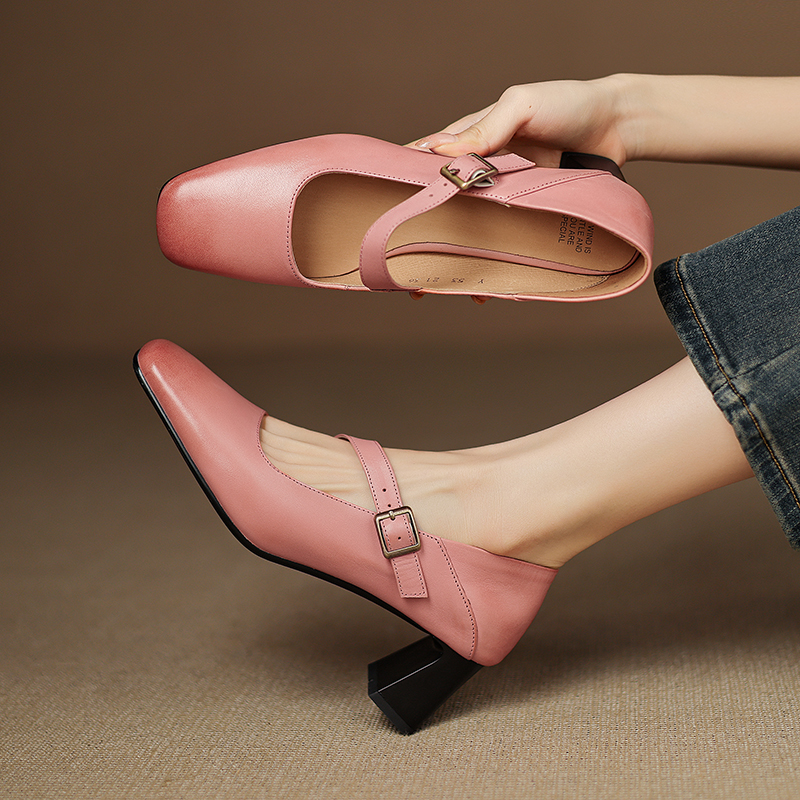 Retro Chinese Style Qipao Flat Mouth Single Shoes for Women - Sweet Slim Fit Genuine Leather Deer and Nara Literary Design Retro Chinese Style Qipao Flat Mouth Single Shoes for Women - Sweet Slim Fit Genuine Leather Deer and Nara Literary Design