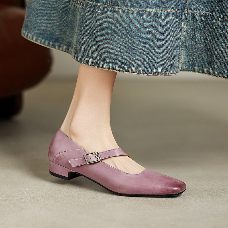 Retro Chinese Style Qipao Flat Mouth Single Shoes for Women - Sweet Slim Fit Genuine Leather Deer and Nara Literary Design Retro Chinese Style Qipao Flat Mouth Single Shoes for Women - Sweet Slim Fit Genuine Leather Deer and Nara Literary Design