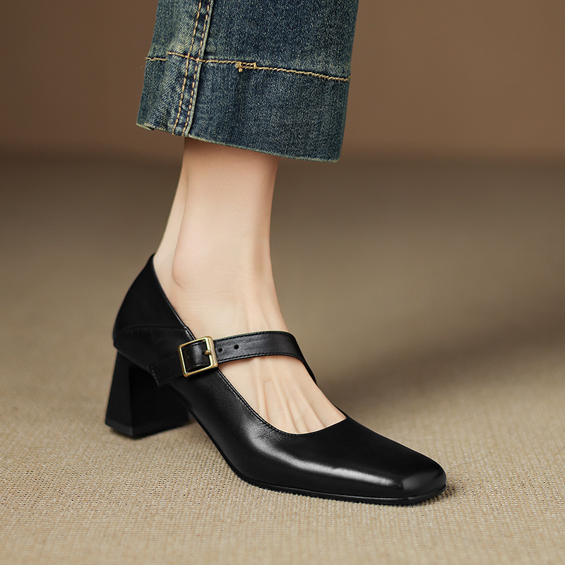 Retro Chinese Style Qipao Flat Mouth Single Shoes for Women - Sweet Slim Fit Genuine Leather Deer and Nara Literary Design Retro Chinese Style Qipao Flat Mouth Single Shoes for Women - Sweet Slim Fit Genuine Leather Deer and Nara Literary Design